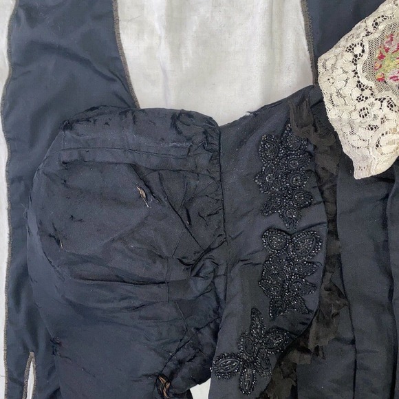 Antique Victorian Leg of Mutton Sleeve Jet Bead Silk Bodice Needlework 1890s - Picture 4 of 16